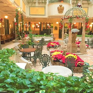 Hotel Monterey
